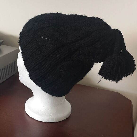 Randy Girl Black Knitted Beanie Hat With Pom One Size - Picture 2 of 9